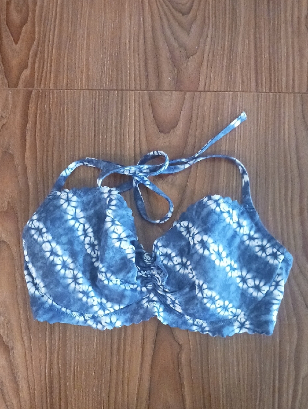 Victoria's Secret Blue White Tie-Dye Bikini Top